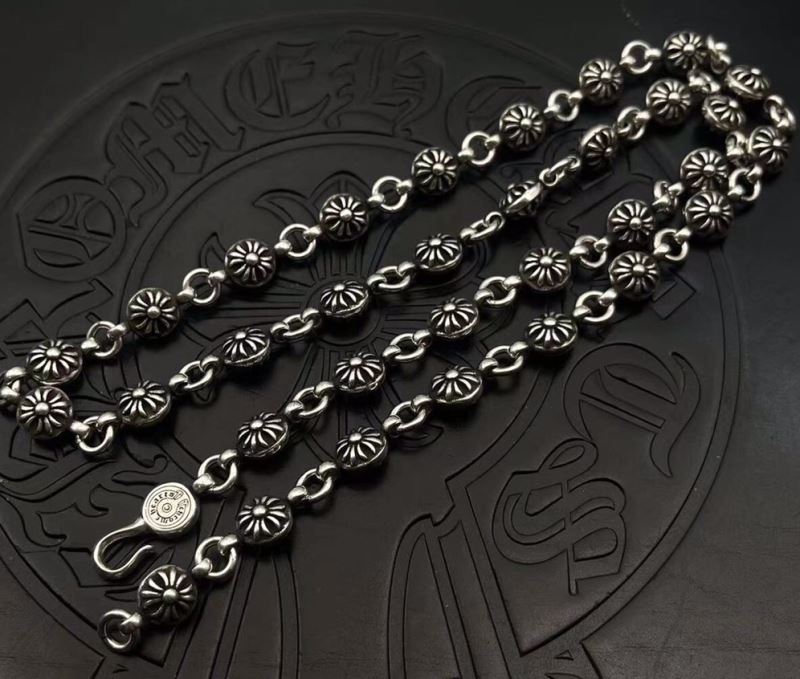 Ch*0me He**ts necklaces